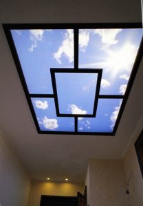 Пример натяжного потолка с запотолочной подсветкой