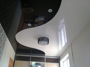 Пример потолка с криволинейной пайкой.