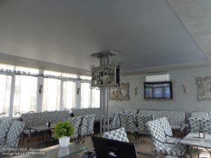 Матовый серебряный натяжной потолок с фактурой "Холст"